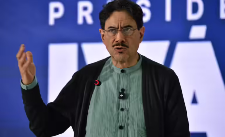 Iván Cepeda responde a las críticas sobre su campaña presidencial y defiende los votos obtenidos.