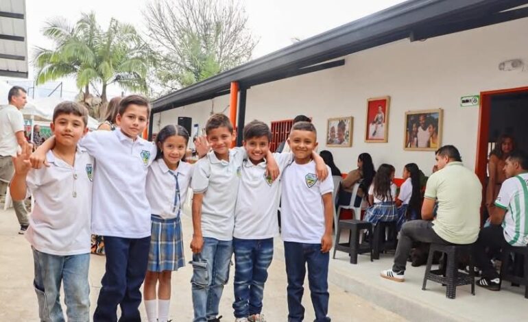Alcaldía de Marinilla reporta mejoras en escuela rural y vías de la vereda El Rosario