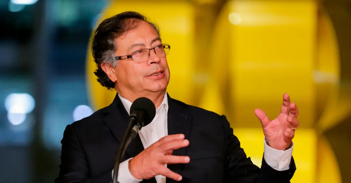 «Yo mismo me pondré al frente», el mensaje de Gustavo Petro que desató polémica