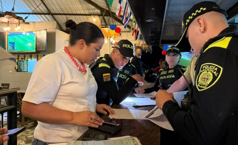Funcionarios de la Alcaldía de Rionegro y Cornare realizan operativo de medición y control de ruido en establecimientos comerciales del municipio.
