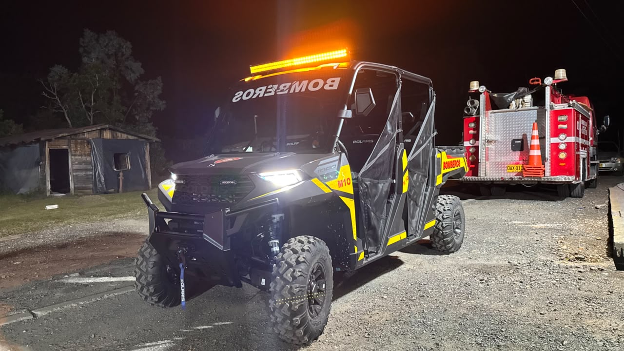 Nueva unidad forestal entregada al Cuerpo de Bomberos Voluntarios de La Ceja.