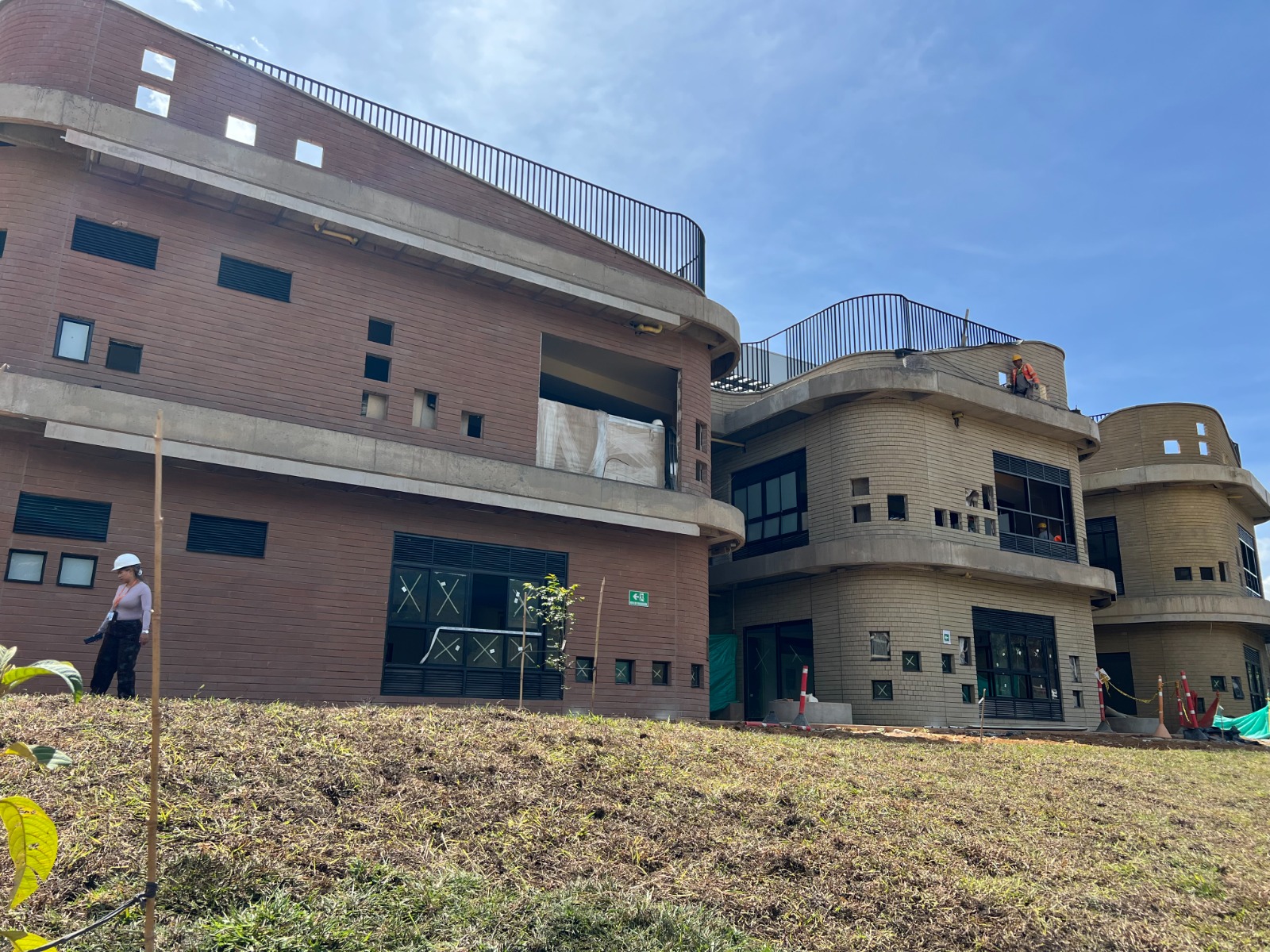 Obras de infraestructura social en los corregimientos de Medellín.