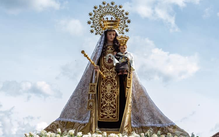 Iniciaron las fiestas patronales en La Ceja: ¿por qué le apodan los cejeños «La Crespita» a su Virgen del Carmen?